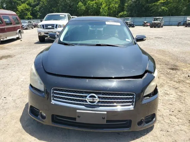 2011 NISSAN MAXIMA S  