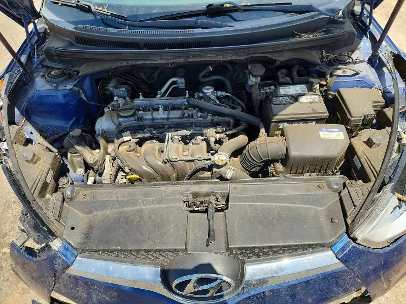 2016 HYUNDAI VELOSTER BASE  