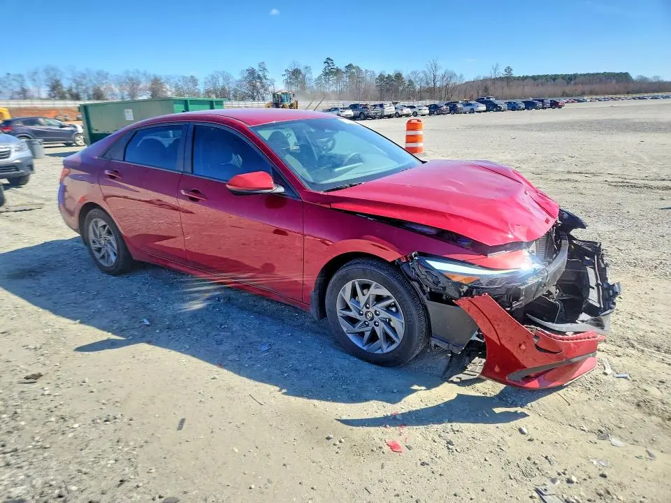 2025 HYUNDAI ELANTRA BLUE  