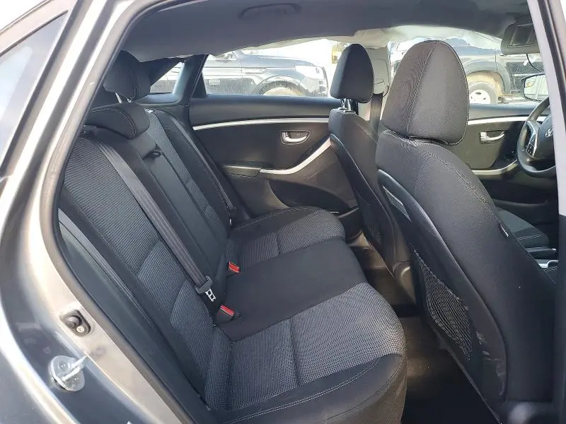 2016 HYUNDAI ELANTRA GT BASE  