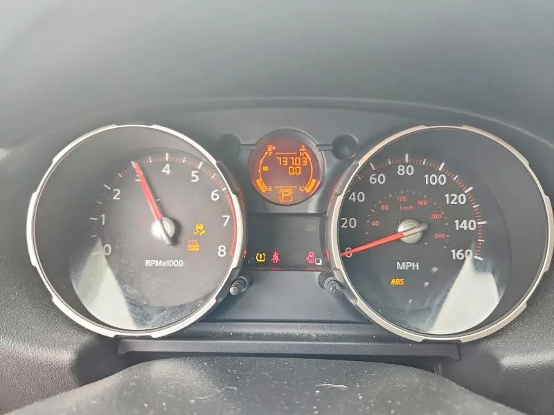 2010 NISSAN ROGUE S  