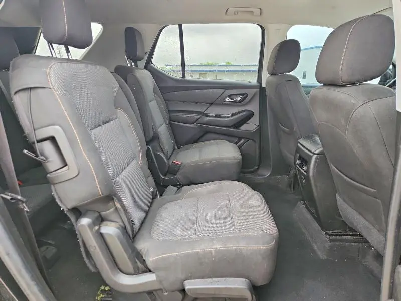2018 CHEVROLET TRAVERSE LT  