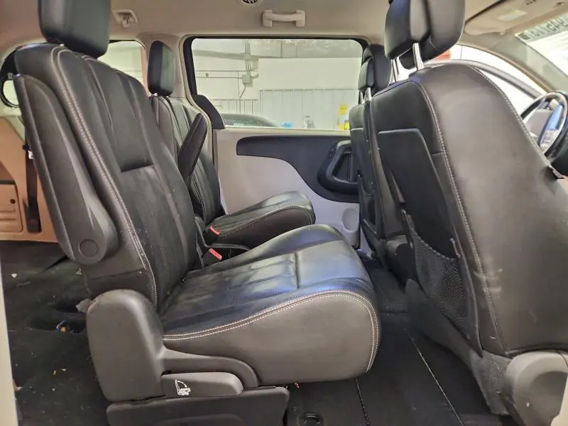 2012 CHRYSLER TOWN & COUNTRY TOURING  