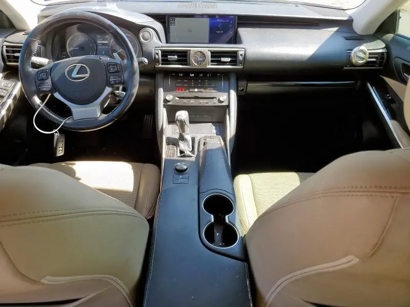 2017 LEXUS IS 200T  