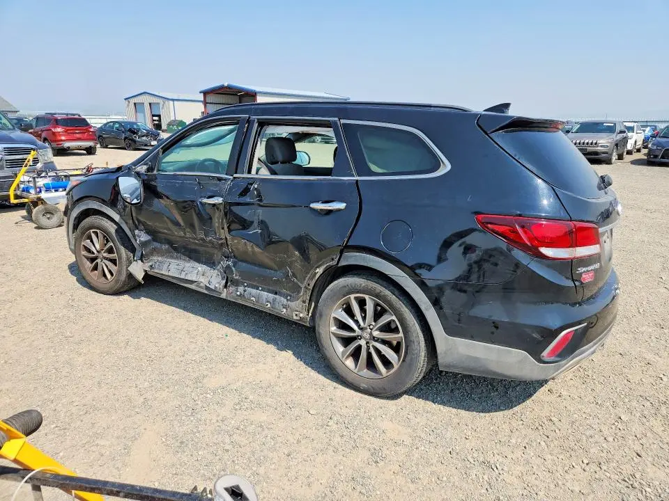 2017 HYUNDAI SANTA FE SE  