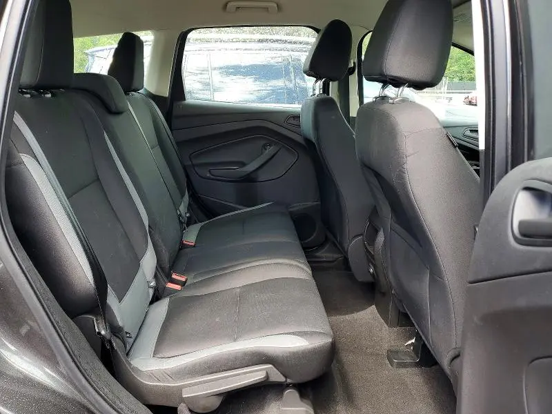 2015 FORD ESCAPE S  