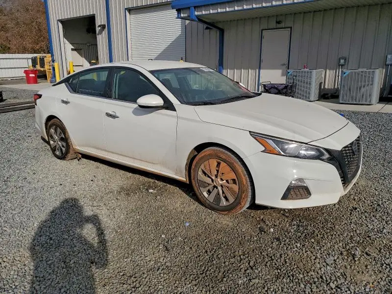 2020 NISSAN ALTIMA S  