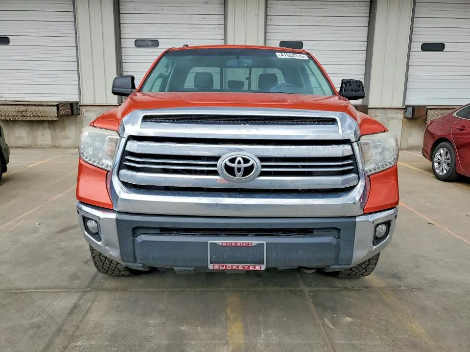 2017 TOYOTA TUNDRA SR5  