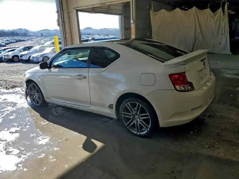 2011 TOYOTA SCION TC   