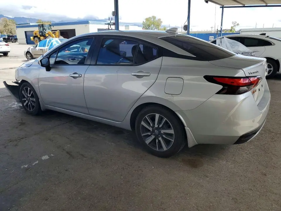 2021 NISSAN VERSA SV  