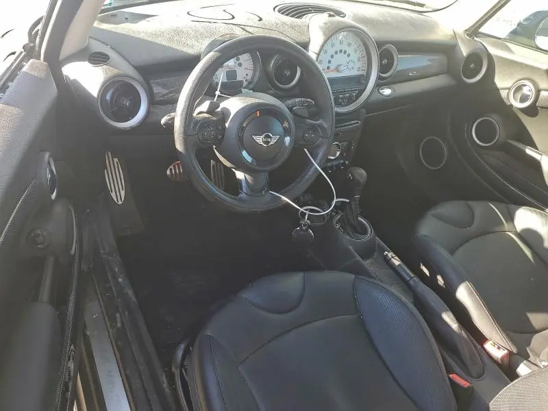 2013 MINI COOPER S  