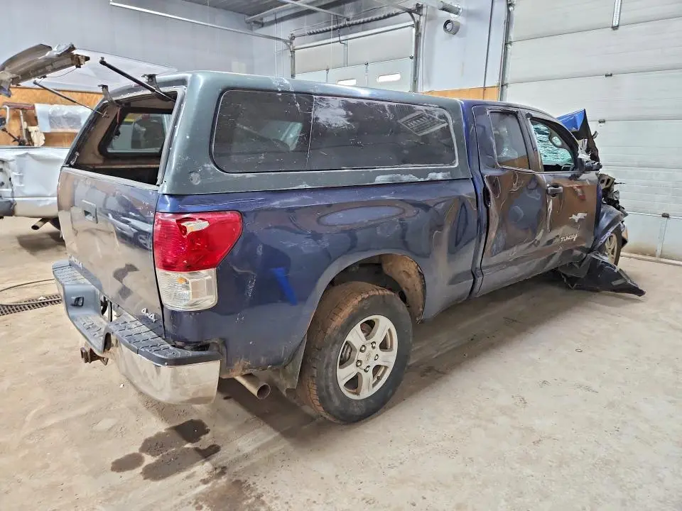 2013 TOYOTA TUNDRA DOUBLE CAB SR5  