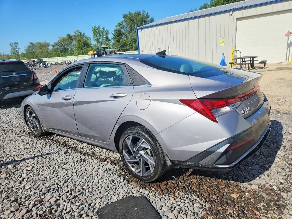2026 HYUNDAI ELANTRA LIMITED  