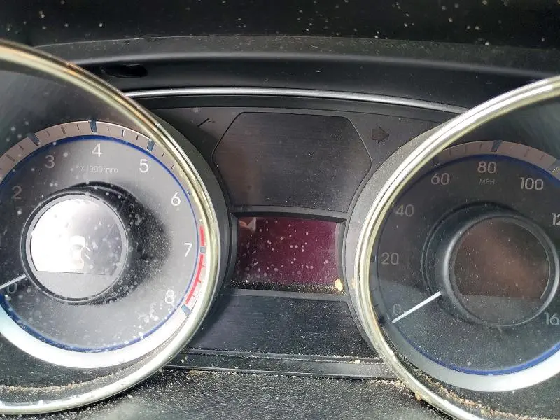 2011 HYUNDAI SONATA GLS  