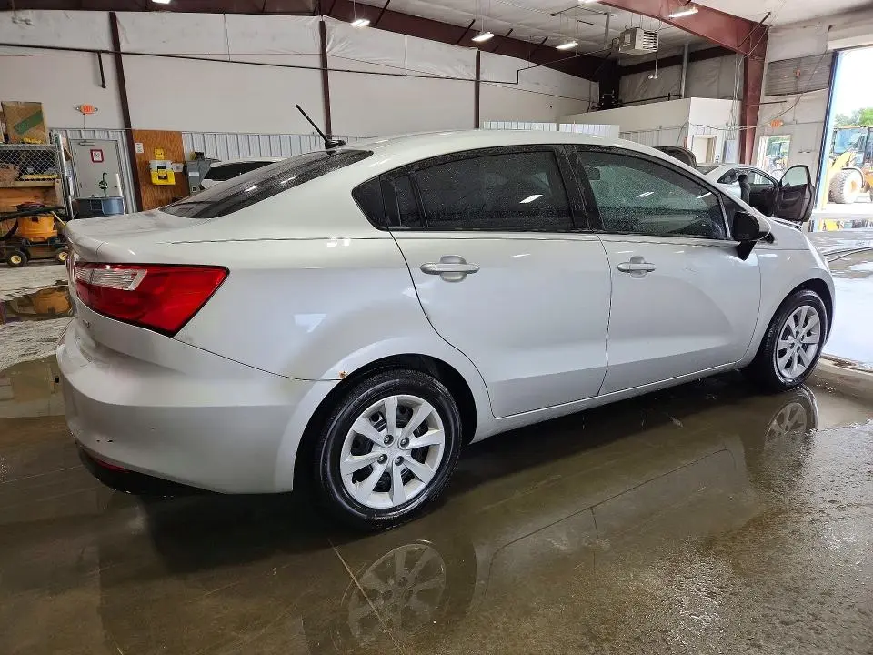 2017 KIA RIO LX  