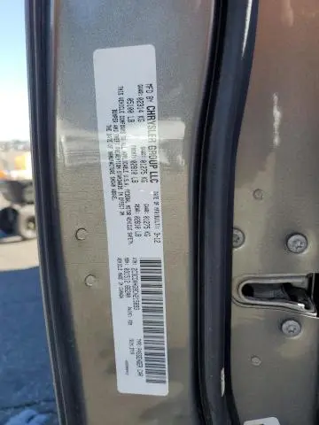 2012 DODGE CHARGER SXT  