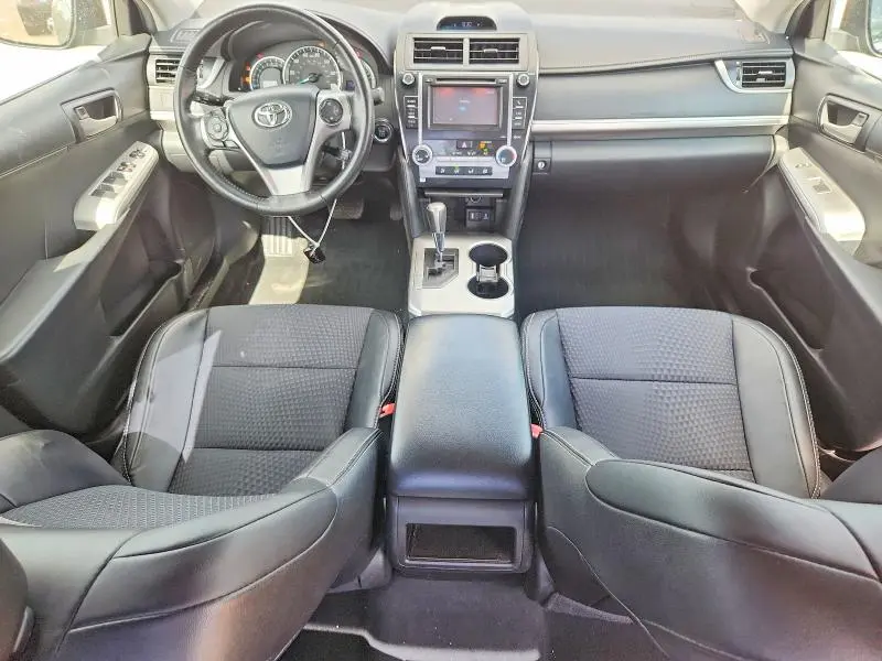 2013 TOYOTA CAMRY SE  