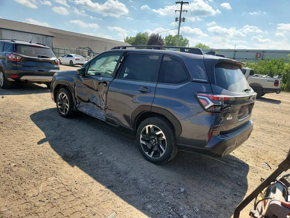 2025 SUBARU FORESTER LIMITED  
