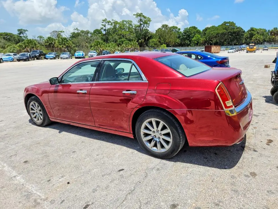 2011 CHRYSLER 300 LIMITED  