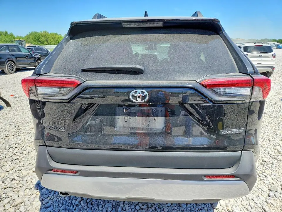 2024 TOYOTA RAV4 ADVENTURE  