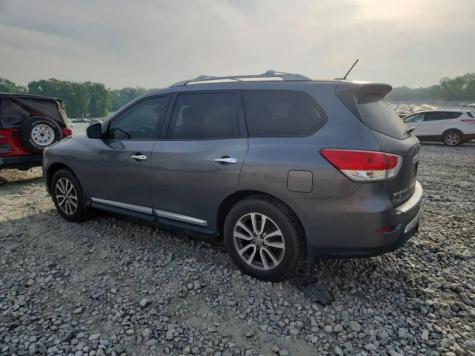 2016 NISSAN PATHFINDER SL  