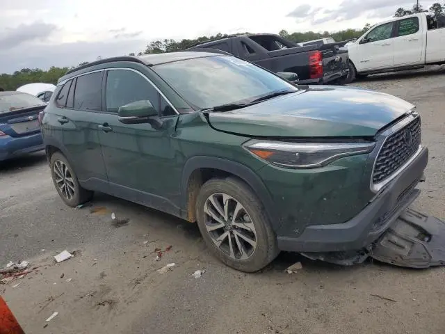 2023 TOYOTA COROLLA CROSS XLE