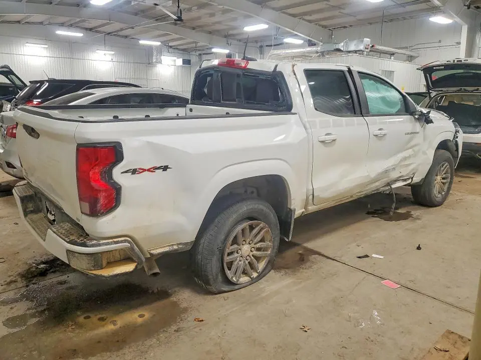 2023 CHEVROLET COLORADO LT  