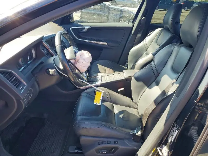 2014 VOLVO XC90   