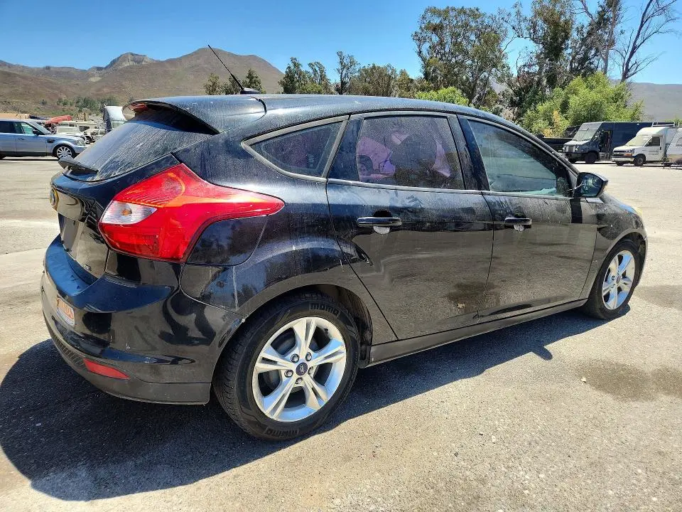 2013 FORD FOCUS SE  