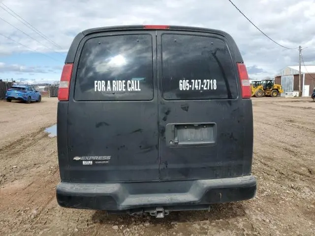 2016 CHEVROLET EXPRESS G3500 LS  