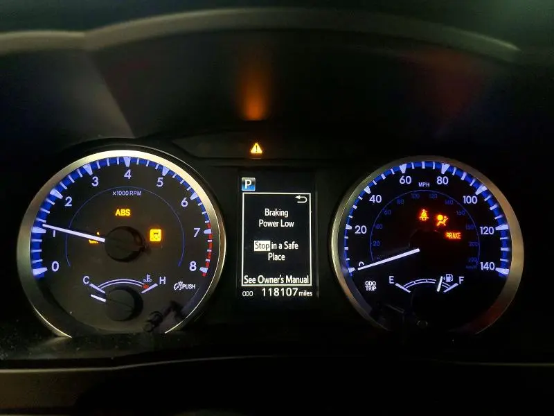 2018 TOYOTA HIGHLANDER LE PLUS  