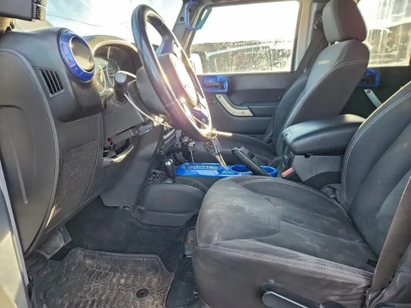 2013 JEEP WRANGLER UNLIMITED SAHARA  