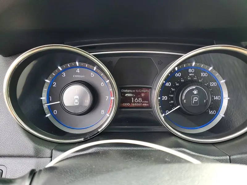 2013 HYUNDAI SONATA SE  