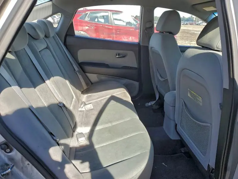 2010 HYUNDAI ELANTRA   