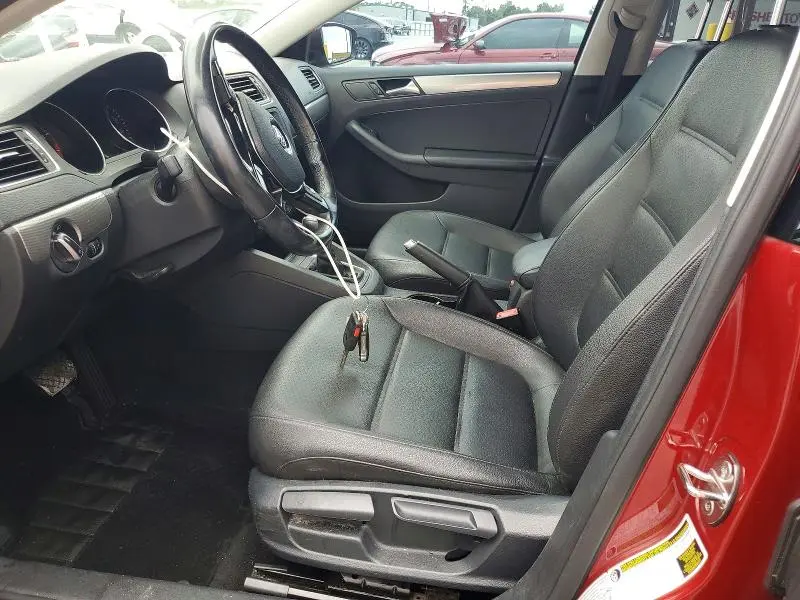 2017 VOLKSWAGEN JETTA SE  