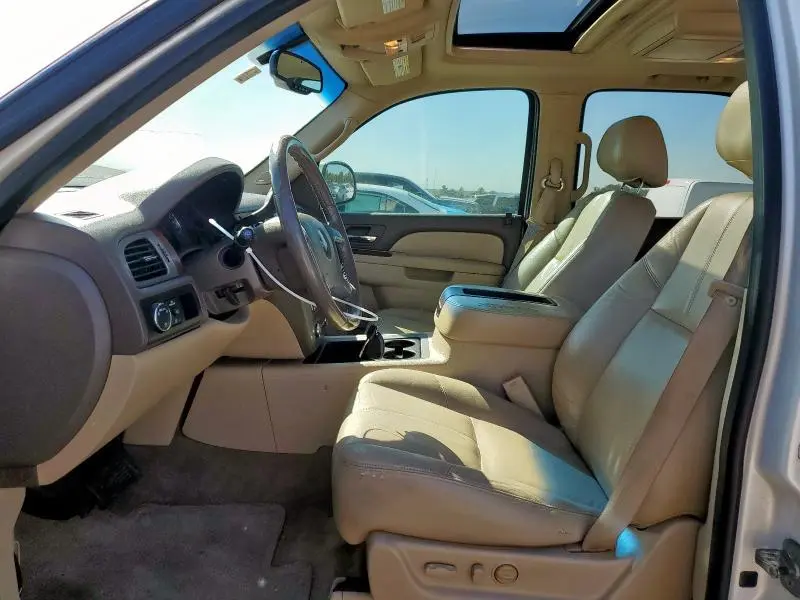 2011 GMC YUKON   