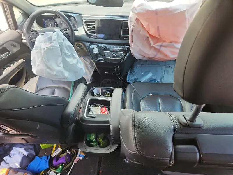 2020 CHRYSLER PACIFICA TOURING L PLUS  