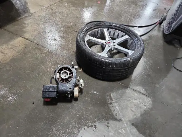 2017 LAND ROVER DISCOVERY HSE LUXURY  