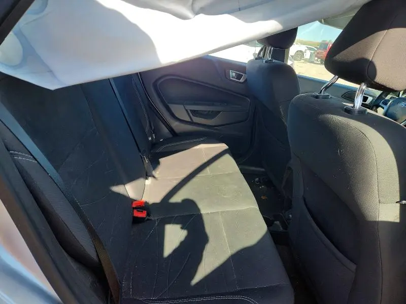 2016 FORD FIESTA SE  