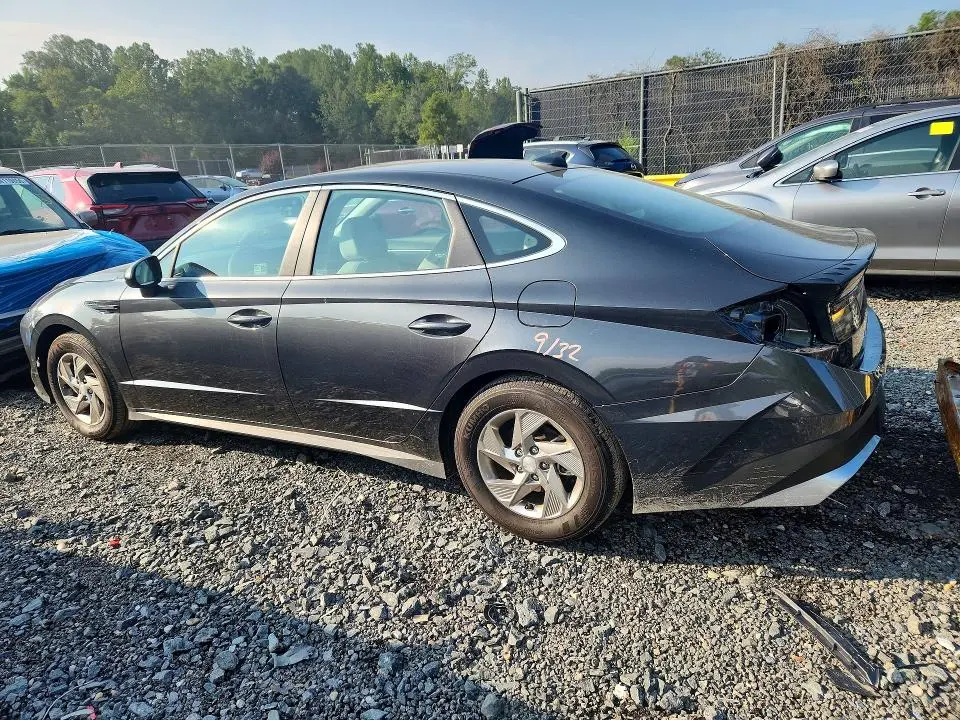 2025 HYUNDAI SONATA SE  