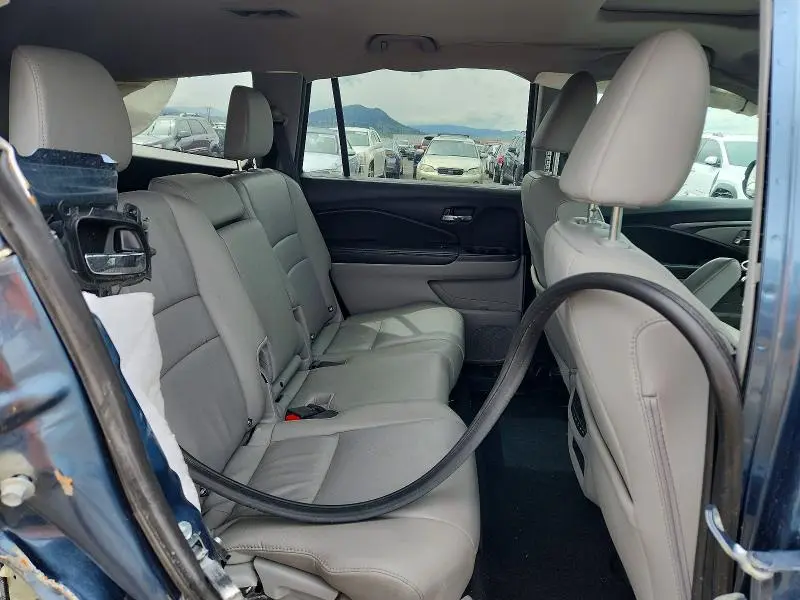 2016 HONDA PILOT EXL  
