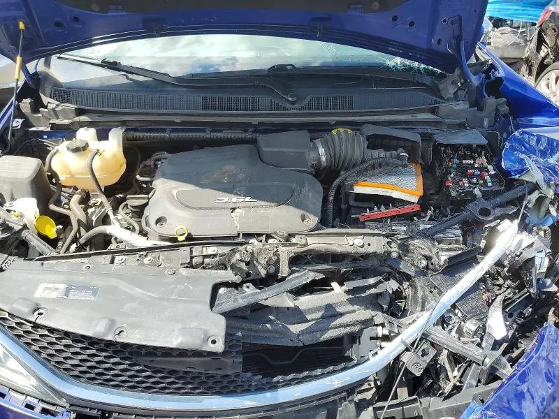 2019 CHRYSLER PACIFICA LIMITED  
