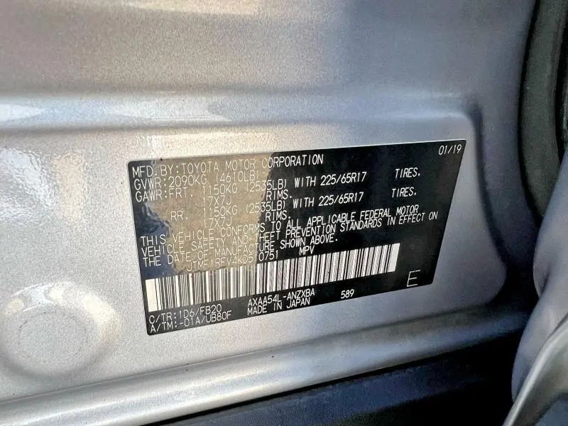 2019 TOYOTA RAV4 LE  