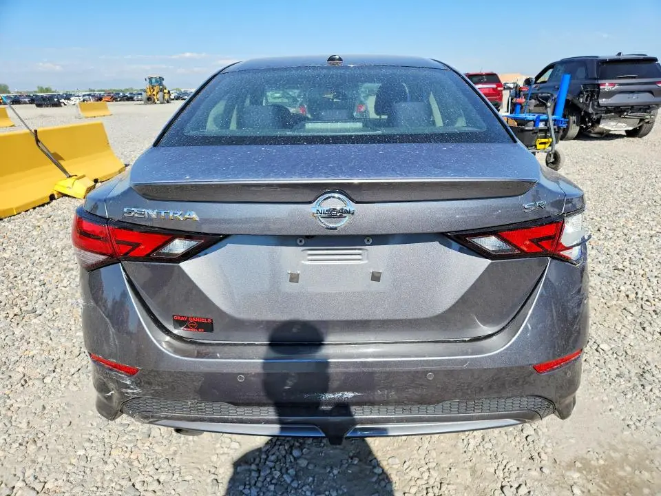 2021 NISSAN SENTRA SR  