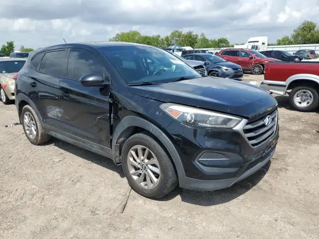 2018 HYUNDAI TUCSON SE  
