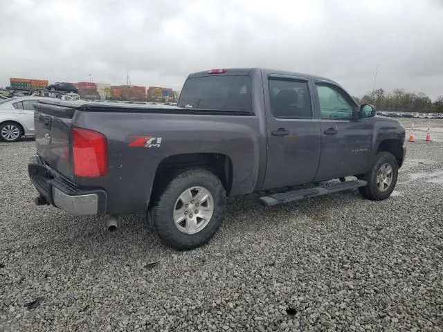 2011 CHEVROLET SILVERADO K1500 LT  