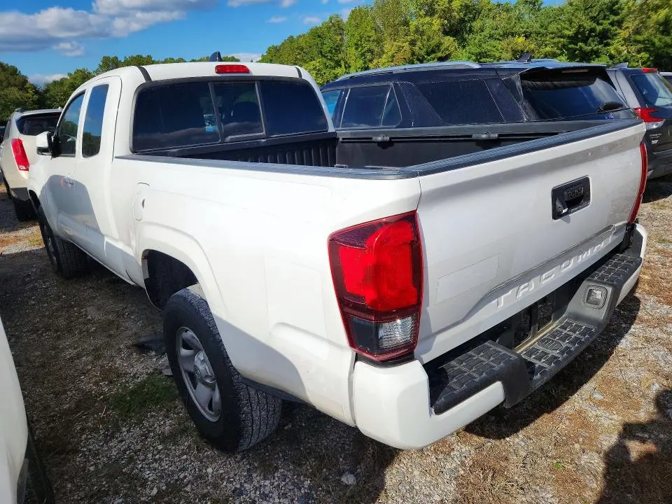 2023 TOYOTA TACOMA SR  