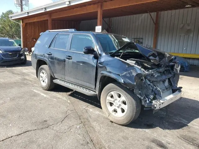 2023 TOYOTA 4RUNNER SE  