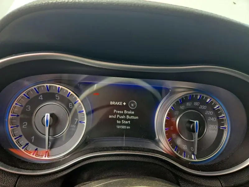 2016 CHRYSLER 300 LIMITED  