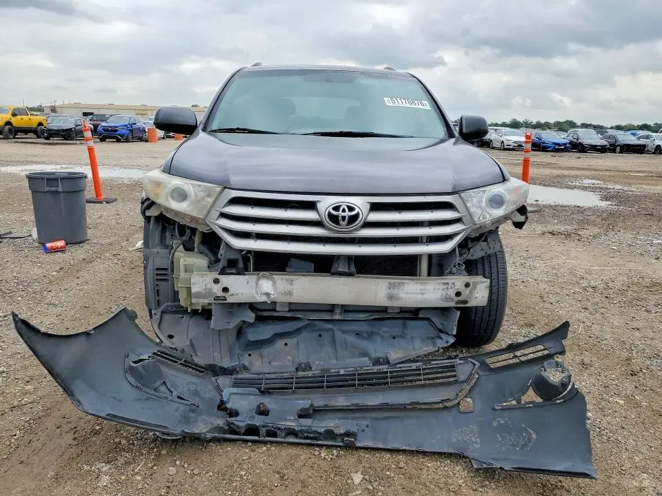 2013 TOYOTA HIGHLANDER BASE  